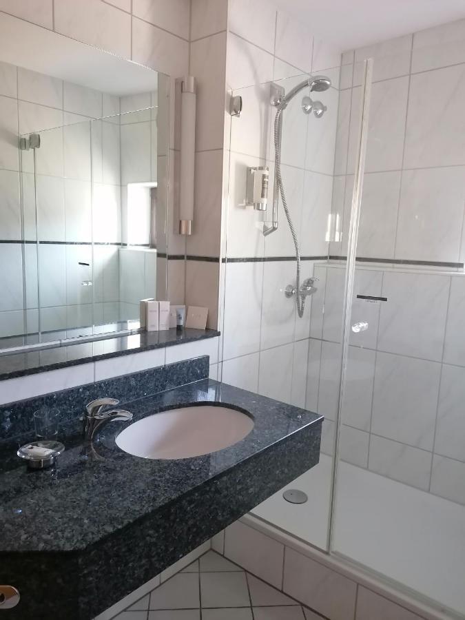 Hessischer Hof Ober-Ramstadt Εξωτερικό φωτογραφία